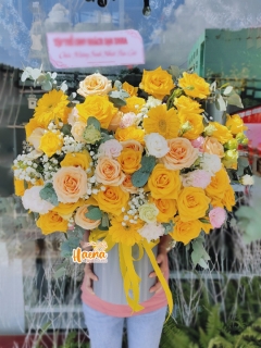 42 Giỏ Hoa Sáng Trong