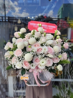 43 Giỏ Hoa Chân Thành