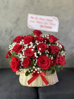 20 Giỏ Hoa Đỏ Tươi