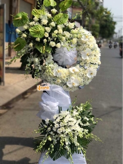 26 Hoa Chia Buồn Ngàn Thu