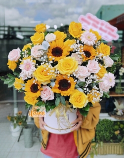 01 Giỏ Hoa Khởi Sắc